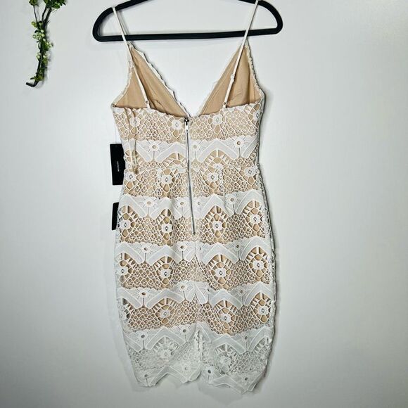 Lulu’s White Macrame Lace Overlay Nude Dress Bridal Rehearsal NWT! - Picture 8 of 11